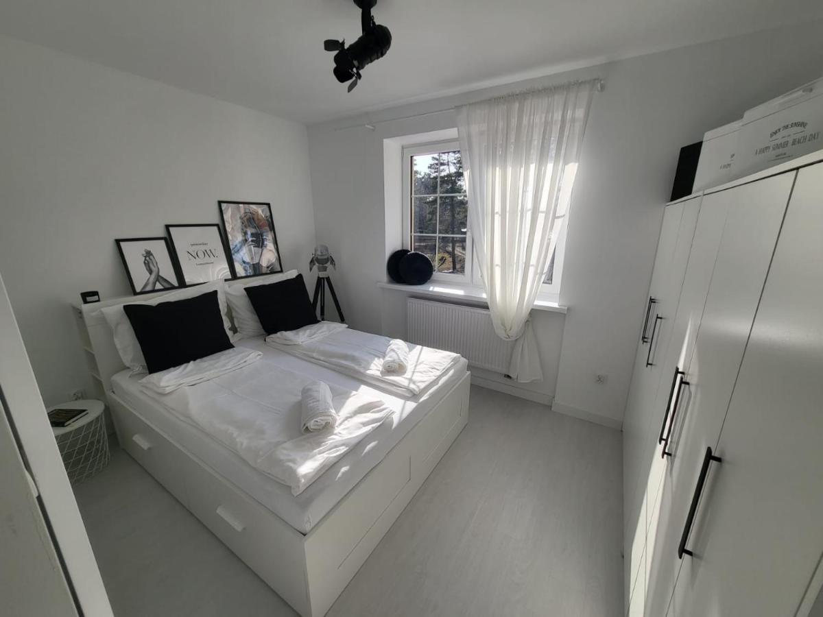 Przytulny Apartament Z Kominkiem Przy Jeziorze Borne Sulinowo Luaran gambar